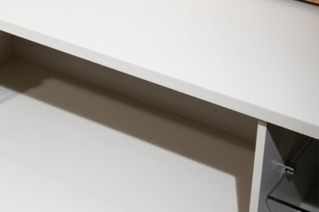 Rack com Painel Tivoli 270 cm – Cinamomo c/ Off-White Fosco