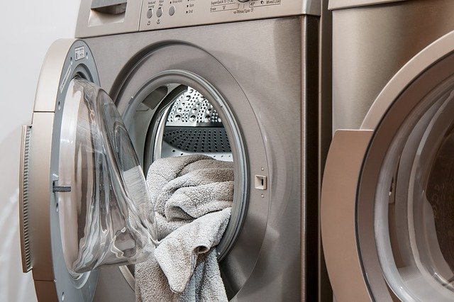 Confira as melhores dicas para organizar a sua lavanderia